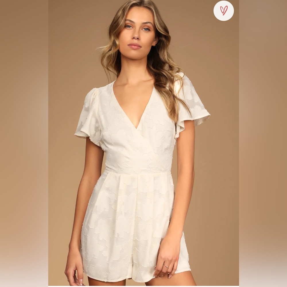 Lulus Romper (Cream) Size L *excellent condition*
